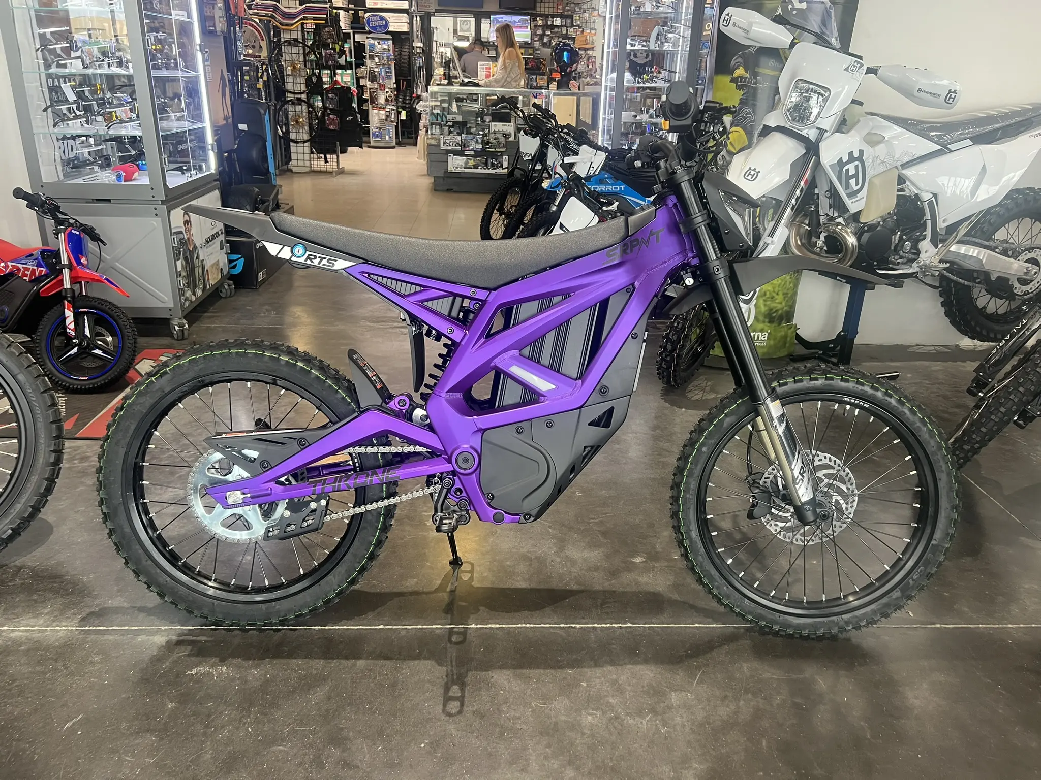 Throne Srpnt – Grape Soda – Save $700.00!