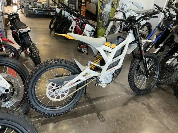 79Bike Falcon GT White – Save $200.00 Limited Time Offer! - Image 7