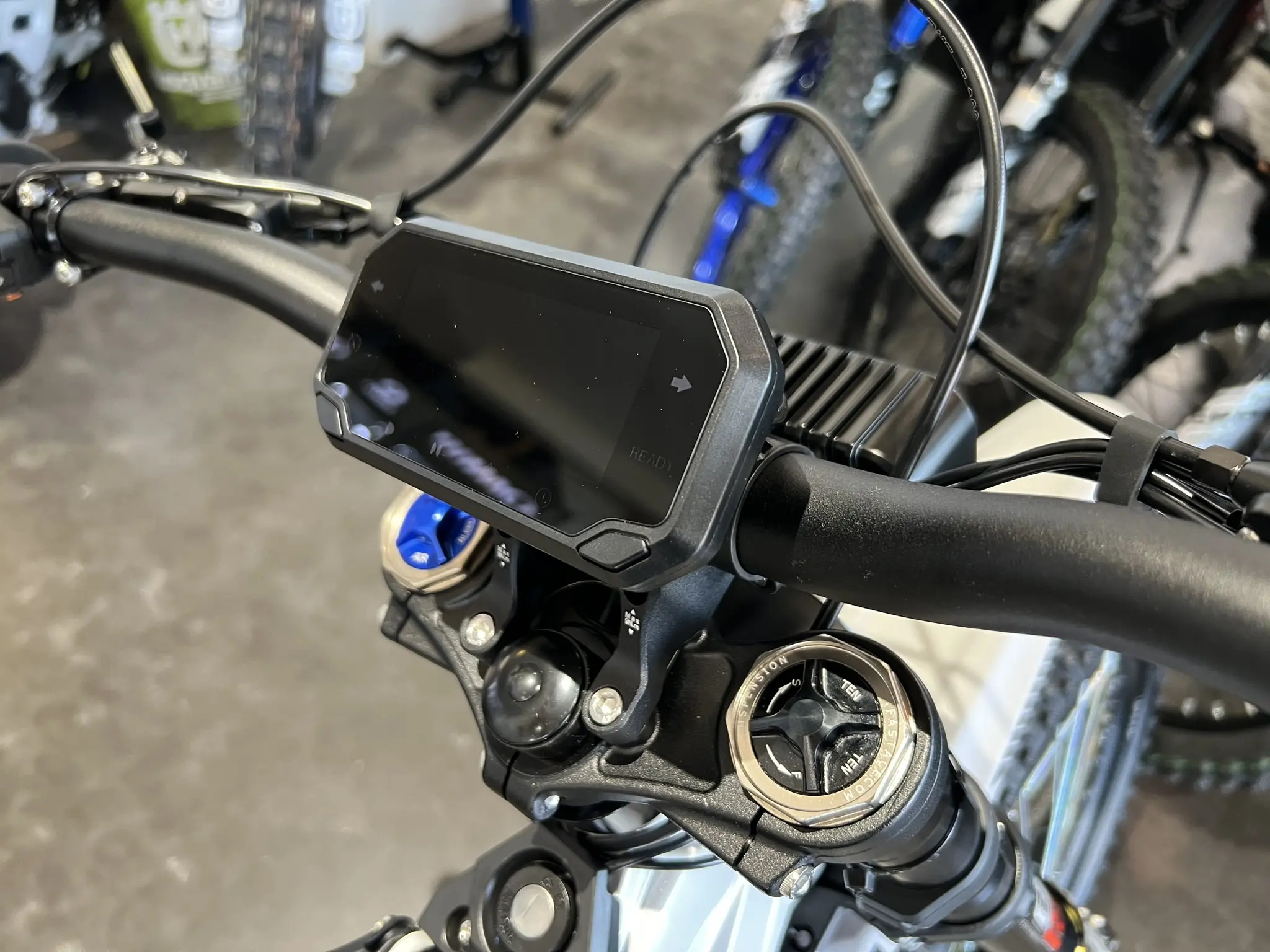 79Bike Falcon GT White – Save $200.00 Limited Time Offer! - Image 4